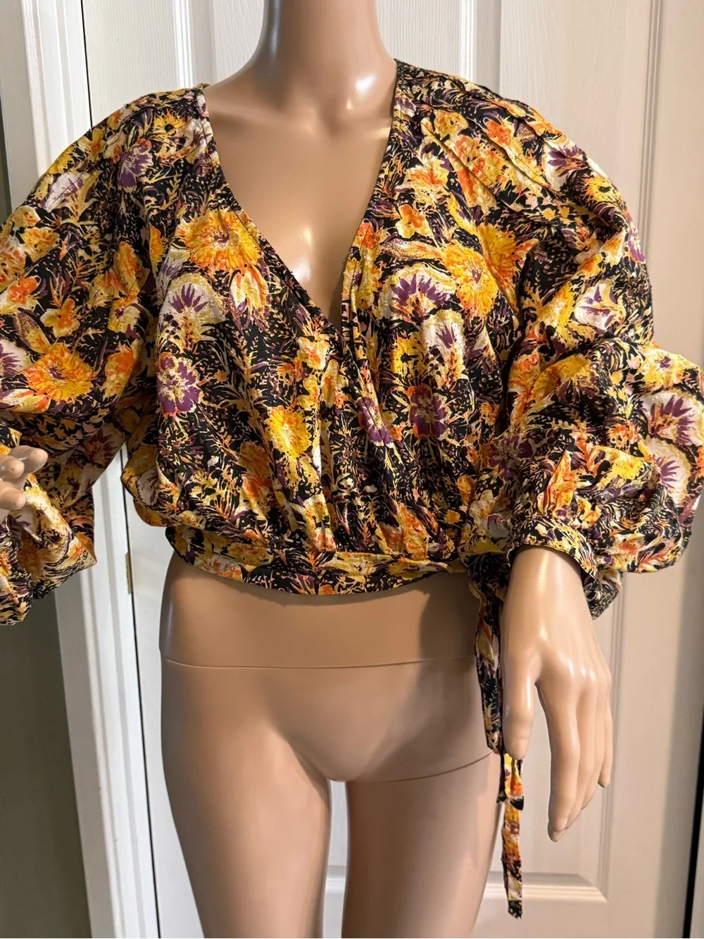 Free People Party Playlist Wrap Cropped Blouse Top Floral Size S Puff Sleeves